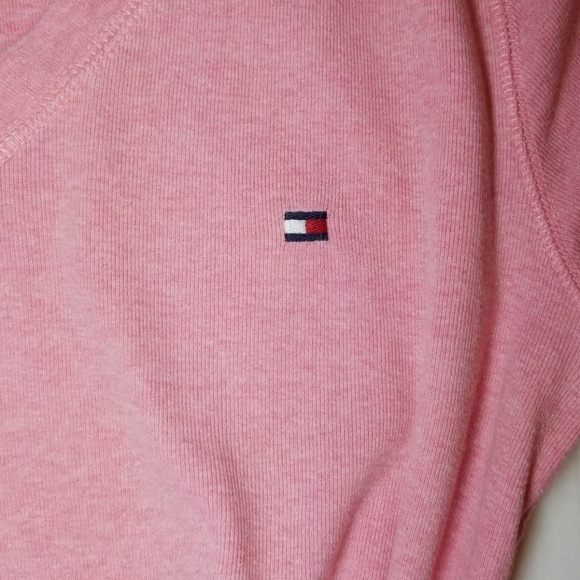 Tommy Hilfiger T-shirt - Picture 2 of 7